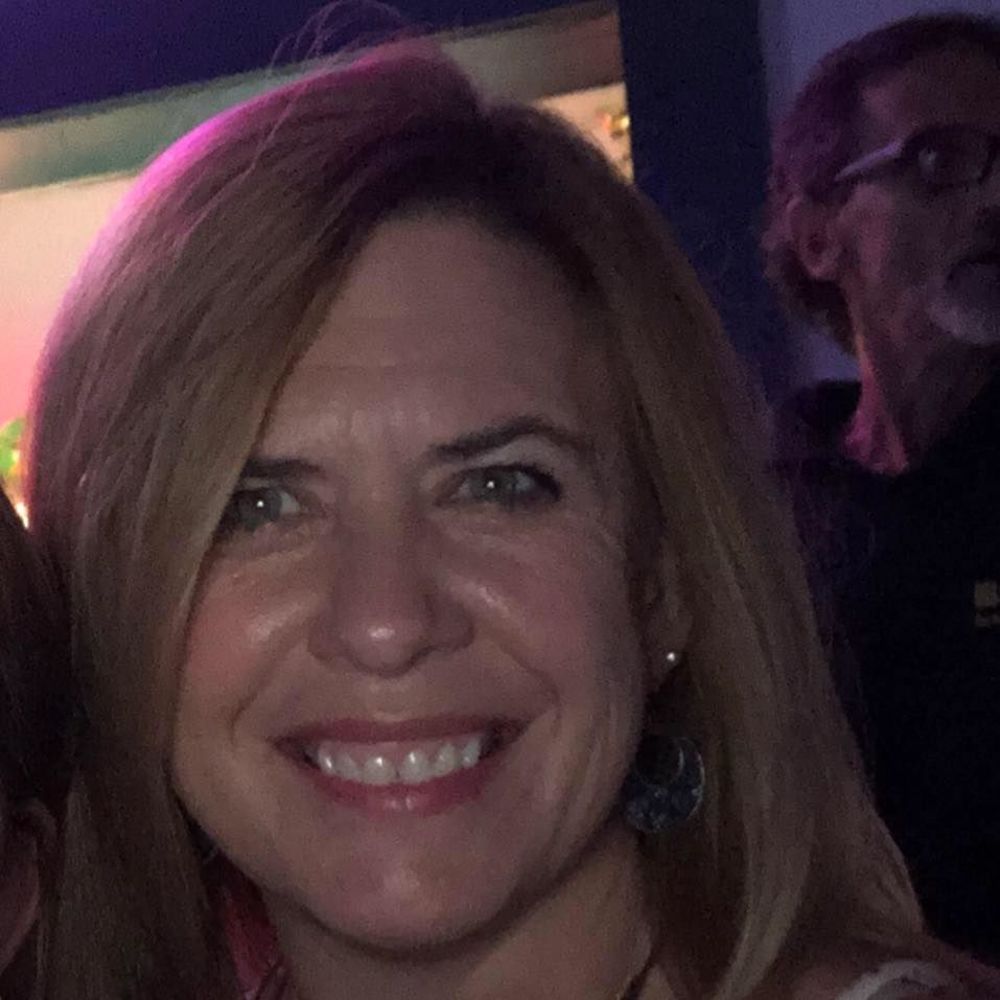 Meet your Posher, Traci